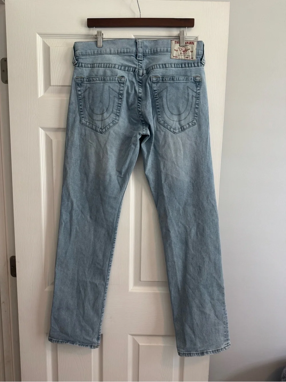 True Religion Ricky Relaxed Straight Leg Jeans Size 33...Waist 33